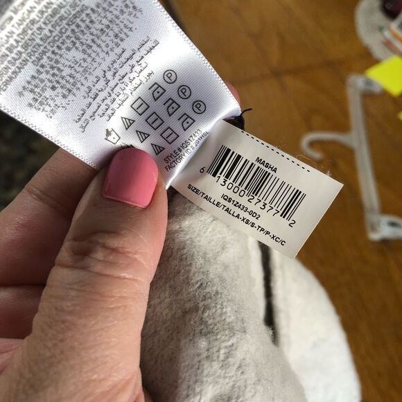 BCBGMAXAZRIA Masha Knit Kimono Merino Wool Blend Oversized V-Neck Sweater - XS - Picture 14 of 15